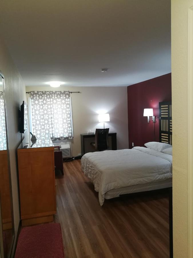 لاوريل Red Crown Inn المظهر الخارجي الصورة