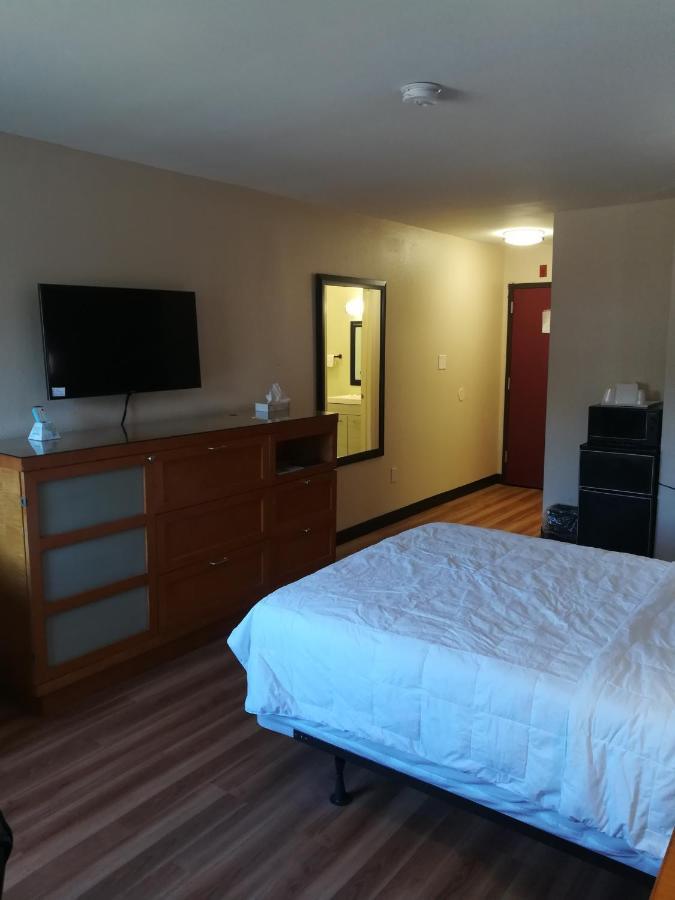 لاوريل Red Crown Inn المظهر الخارجي الصورة