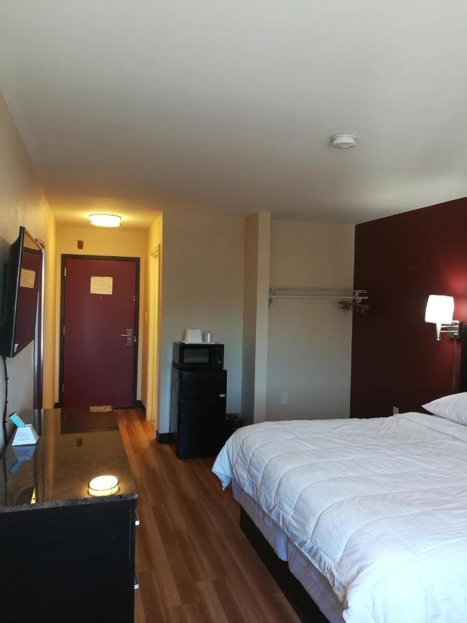 لاوريل Red Crown Inn المظهر الخارجي الصورة